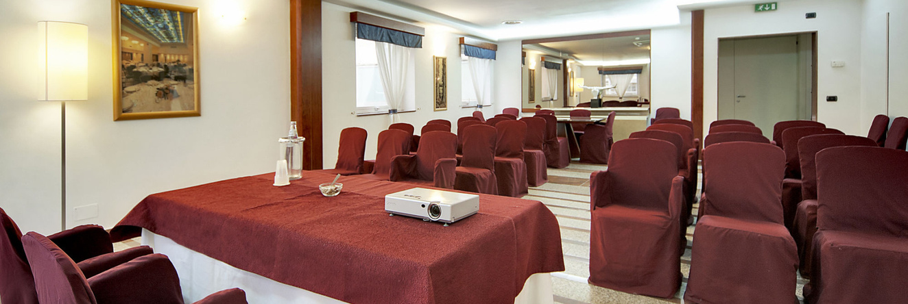 Mediterraneo Palace Hotel, 拉古萨 — 照片 1