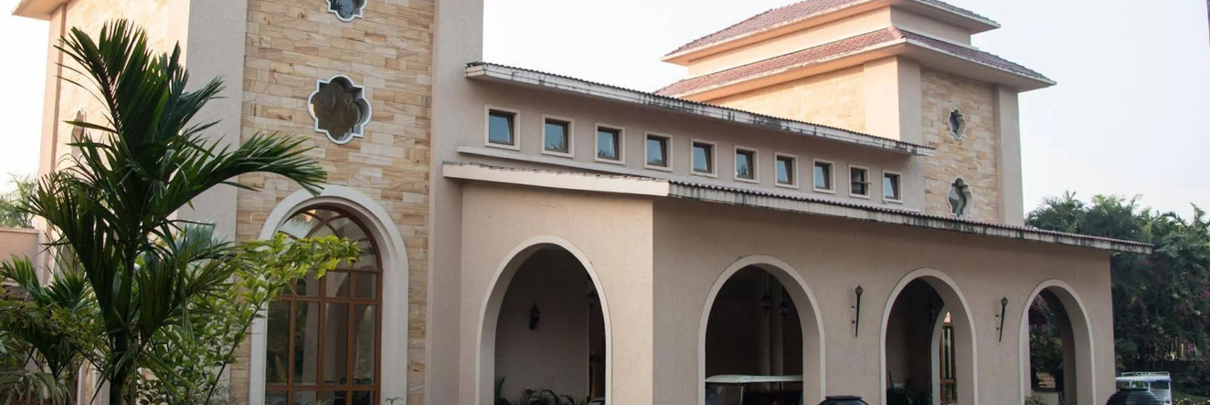 Ibiza The Fern Resort & Spa, Kolkata, 拉伊查克 — 照片 1