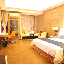 Country Garden Holiday Hot Spring Hotel, Дежоу — фото 3