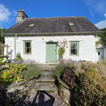 Traditional 18th Century Welsh Cottage, 兰韦尔-阿尔-伊-布林 — 照片 3