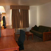 Hampton Inn & Suites Crescent Cty, 克雷森特城 — 照片 4