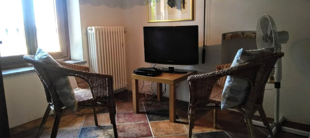Cascina Raggio Di Sole B&B, Ницца-Монферрато — фото 1