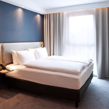 Holiday Inn Express & Suites Monheim Am Rhein by IHG, 蒙海姆 — 照片 2