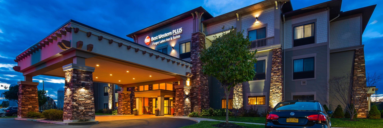 Best Western Plus Finger Lakes Inn & Suites, Мансонс-Корнерс — фото 1