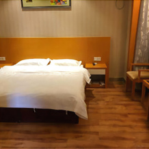 Huayuan Hotel, Хуанган — фото 2
