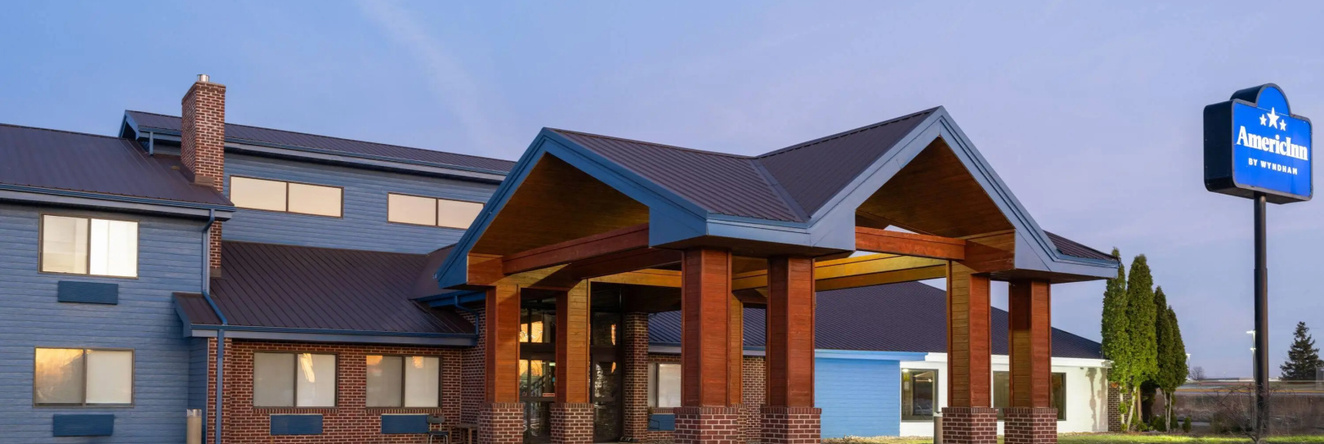 AmericInn by Wyndham Muscatine, Muscatine — photo 1