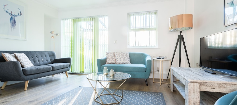 The Blue Compass - Central 4Bdr With Garden, Оксфорд — фото 1