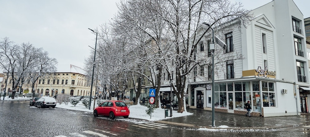 L'art Hotel Carei, Карей — фото 1