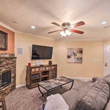 Condo w/ Patio & Pool Access in Greenwood Village!, 恩格尔伍德 — 照片 2