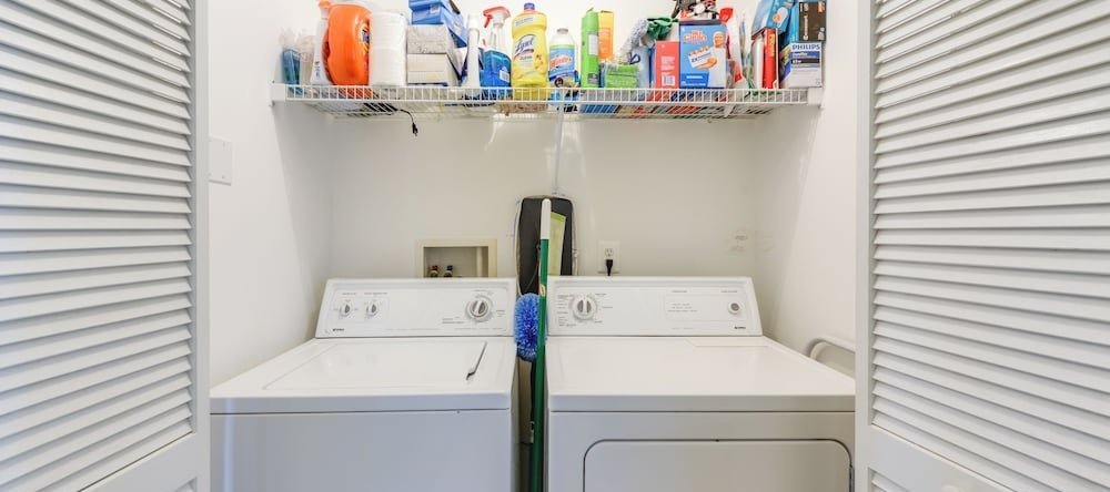 Condo w/ Deck: Walk to Beach & Convention Center!, Wildwoods Beach — photo 1