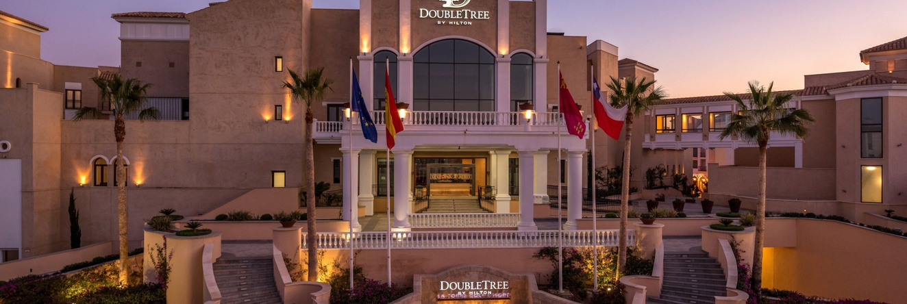 DoubleTree by Hilton La Torre Golf & Spa Resort, 罗尔丹 — 照片 1