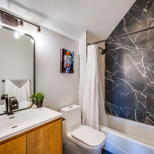 14 Mi to Dtwn Denver: Sleek Westminster Home, Westminster — photo 2