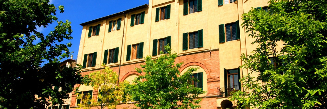 Palazzo Ravizza, 锡耶纳 — 照片 1