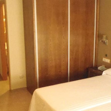 Hotel San Diego, Novele — photo 4