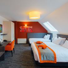 Orange Hotel, 拉卢维耶尔 — 照片 3