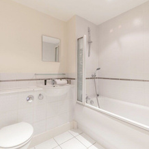 Roomspace Apartments -Central Walk, 埃普瑟姆 — 照片 4
