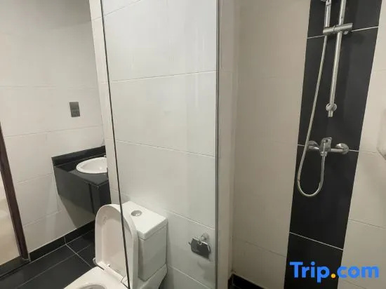 51 Second Home Imperial Suites Apartments, Kuching — photo 1