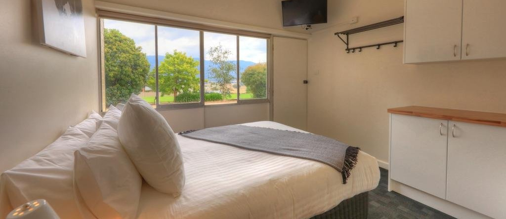 Corryong Hotel Motel, Corryong — photo 1