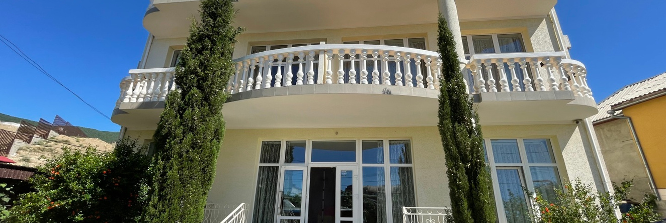 Dzhankhaus Guest House, Sudak — photo 1