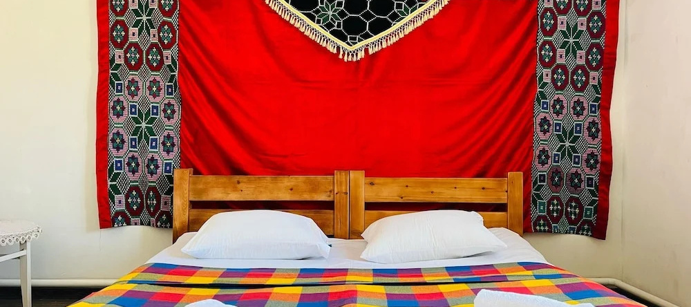 DADOW Guesthouse, Naryn — photo 1