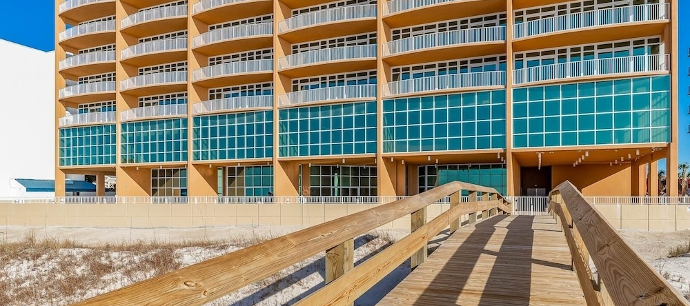 Phoenix Orange Beach 403 3 Bedroom Condo, Оранжд-Бич — фото 1