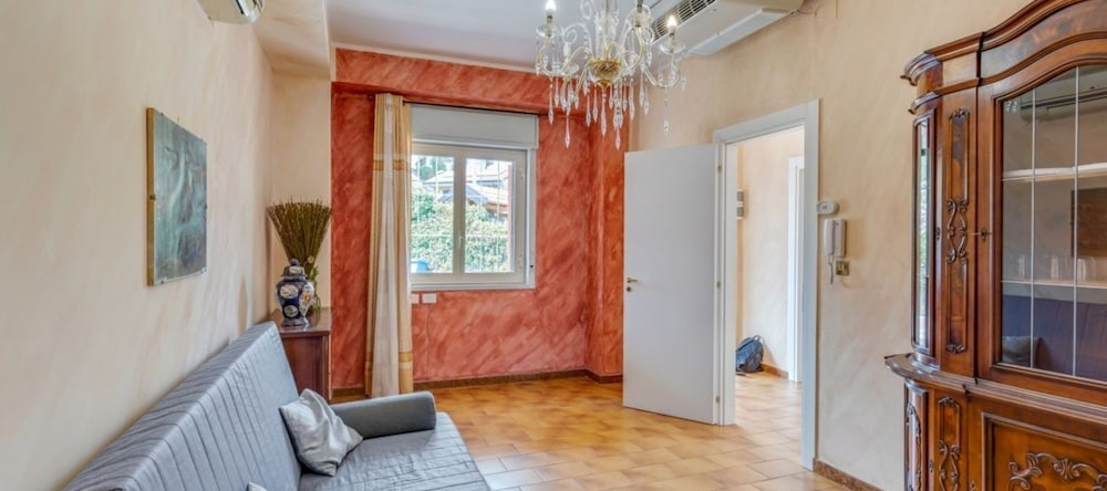 Pedara Lovely Flat with Terrace, 佩达拉 — 照片 1