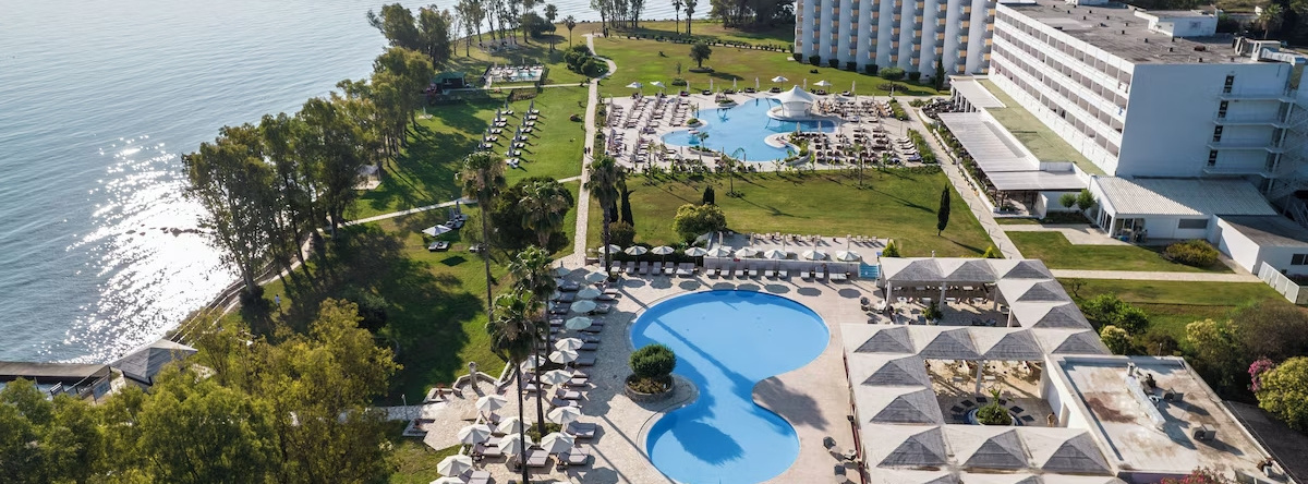 Kerkyra Blue Hotel & Spa by Louis Hotels, 阿利克斯波塔穆 — 照片 1