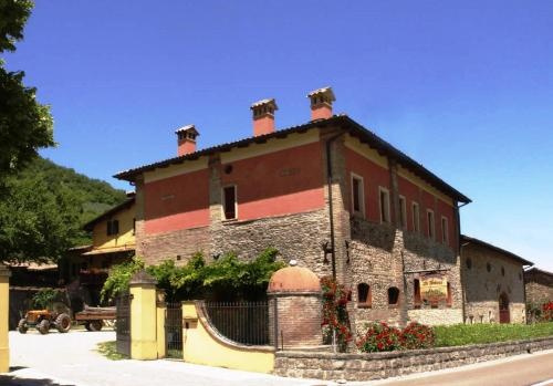 Agriturismo La Tintoria, Castello di Serravalle — photo 1