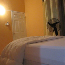 RafJam Bed & Breakfast Kingston, Kingston — photo 2