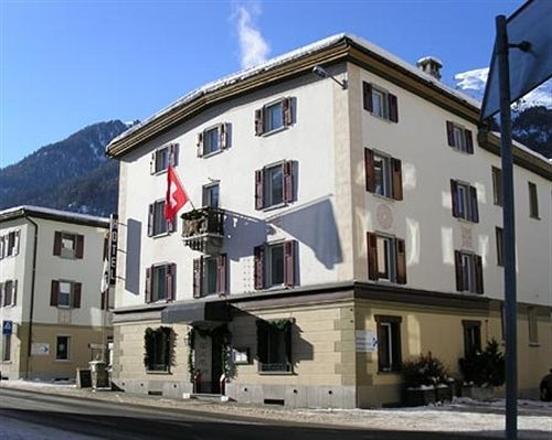 Swiss Lodge Zernez, 策尔内茨 — 照片 1