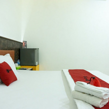 RedDoorz Plus @ Ende City Center, 恩德 — 照片 4