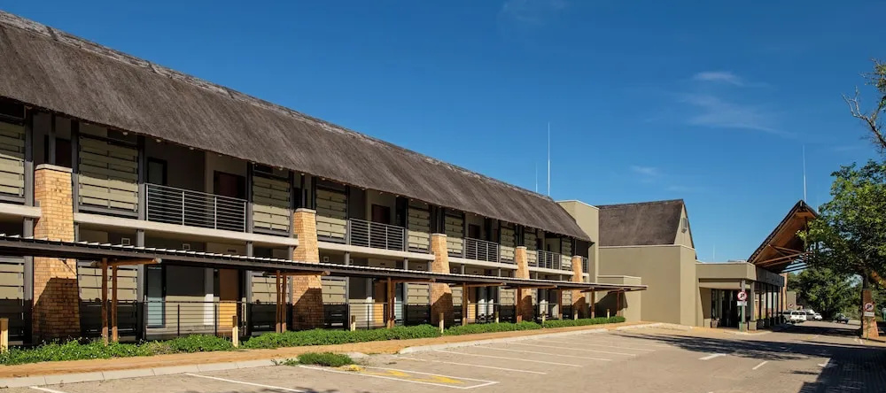 Aha Skukuza Safari Lodge, Скукуза — фото 1