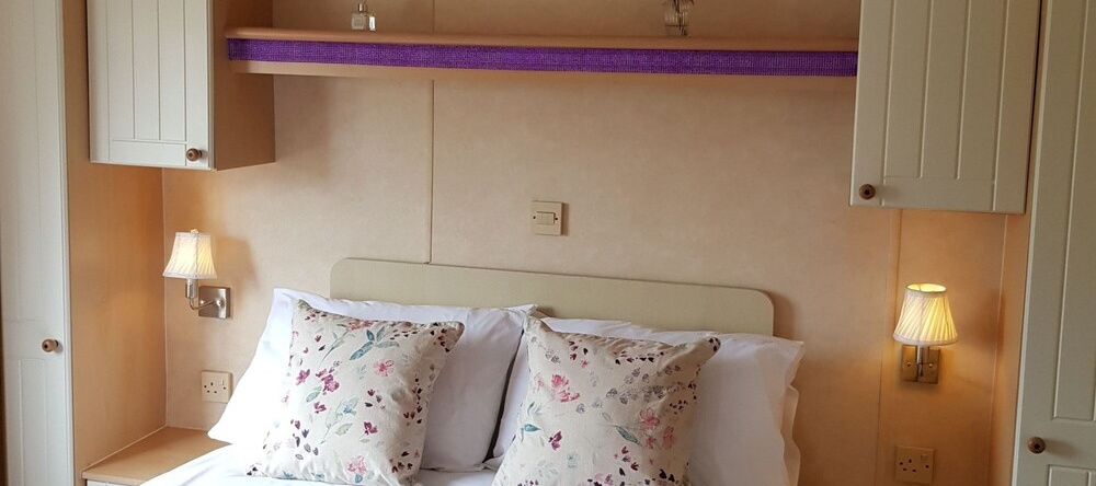 Pitch & Canvas - Self Catering at Broad Oak Farm, Crewe — photo 1