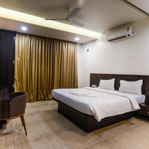 Hotel Manasi inn, Satara, 萨塔拉 — 照片 2