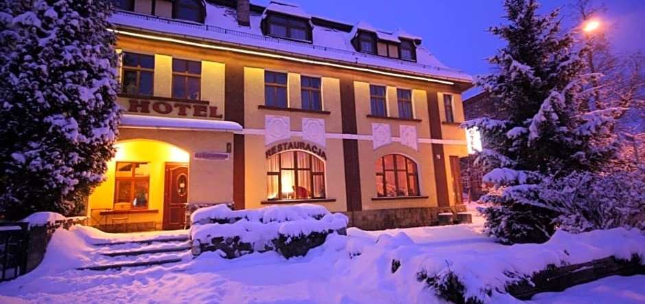 Hotel Karkonosze, 卡缅纳古拉 — 照片 1