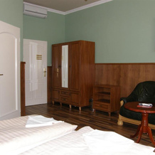 Hotel Bow Garden, Комарно — фото 3
