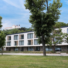 Oliverlux Aparthotel, Тихани — фото 2