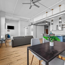 FRONTDESK 1014 Fifth Ave Apts Uptown Pittsburgh, 匹兹堡 — 照片 5