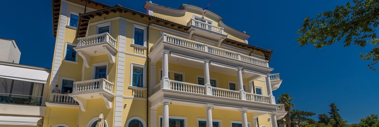 Boutique hotel Esplanade, 茨里克韦尼察 — 照片 1
