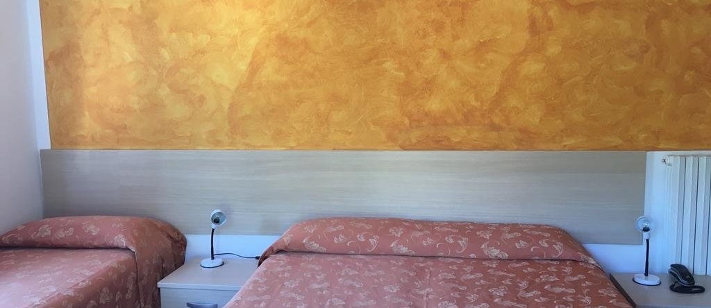 Hotel Americana, 塞里纳 — 照片 1