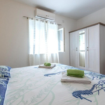 "Nice Home In Podstrana With Wifi And 2 Bedrooms", 波德斯特拉纳 — 照片 4