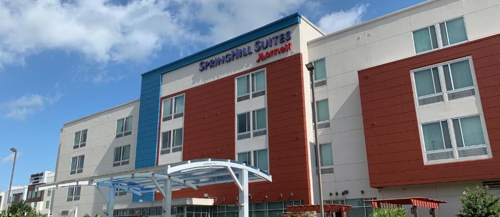 SpringHill Suites Houston Baytown, 贝敦 — 照片 1