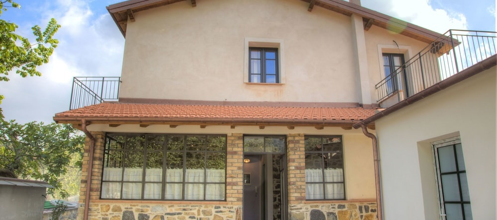 Agriturismo Musso Diano Arentino, Диано-Арентино — фото 1