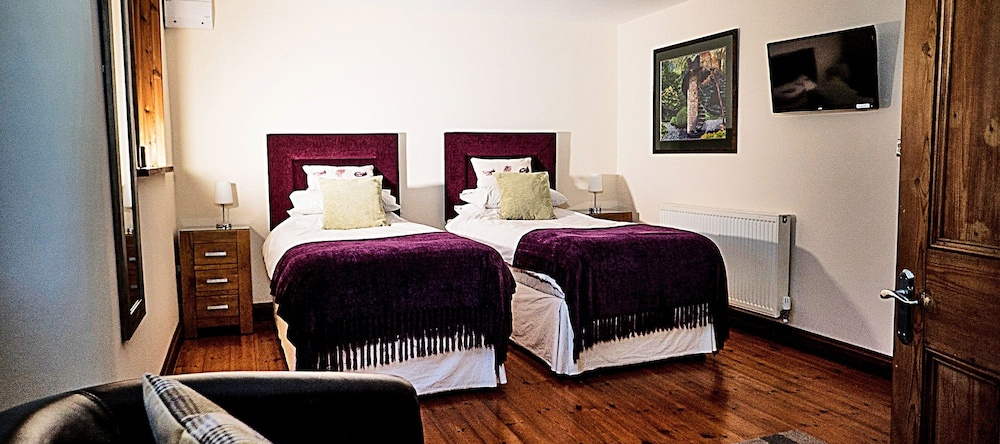 Waunwthan: B&B Suites, Ллангелер — фото 1