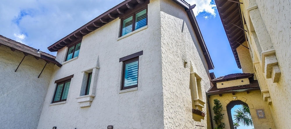 Dieu Merci - 3 Br Villa, 德博迪厄殖民地 — 照片 1