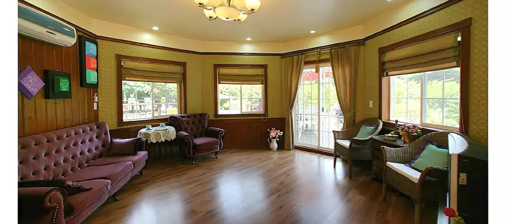 Yangpyeong Island In Forest Pension, Соджон-мён — фото 1