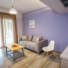 Isalos Suites, Nea Peramos — photo 5