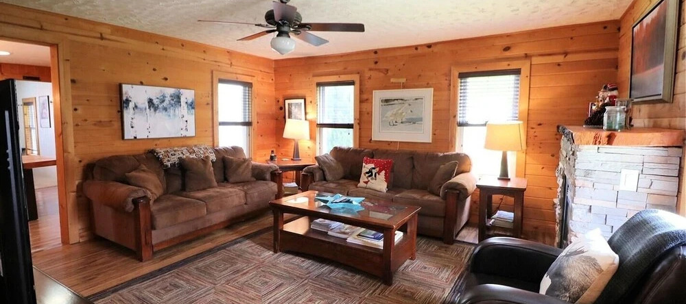 21 Mill Street 5 Bedroom Home by Redawning, Ellicottville — photo 1