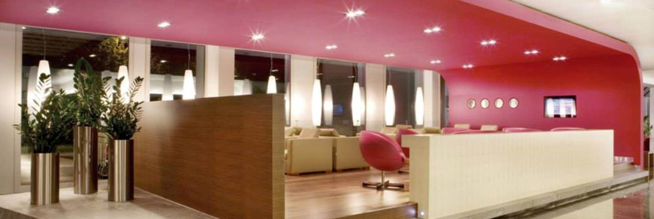 Mövenpick Hotel Zuerich-Airport, 奥普菲孔 — 照片 1