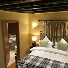 Heathrow Cottages B&B, Staines — photo 5